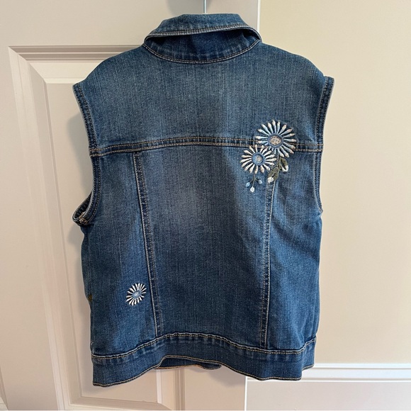 Old Navy Girls Denim Jean Vest Floral Embroidery Size Large - Picture 2 of 2